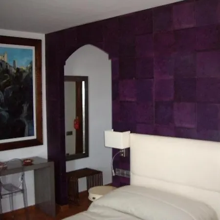 De Hotel 3*