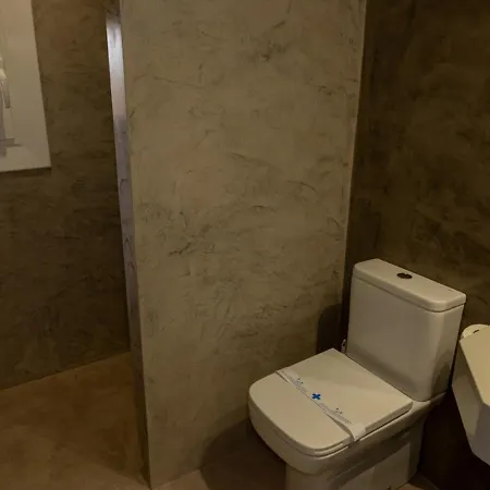 Hotel De 3*