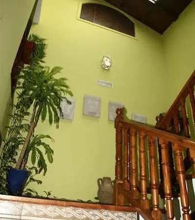 De
